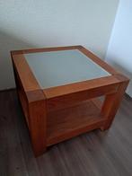 Houten bijzettafeltje met glazen plaat, Ophalen, Gebruikt, Minder dan 55 cm, 45 tot 60 cm
