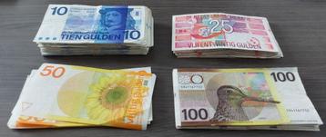20 x 100, 10 x 50, 34 x 25 en 64 x 10 gulden. Samen 3990 gld beschikbaar voor biedingen