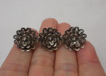 zilveren vintage broche filigrain bloemen nr.365 beschikbaar voor biedingen