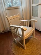 Oude witte stoel Vinted / grootmoeders tijd., Huis en Inrichting, Fauteuils, Ophalen, Gebruikt, Minder dan 75 cm, Grootmoeders tijd / Vinted