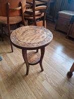 Handgesneden Japanse bijzettafel, Antiek en Kunst, Antiek | Meubels | Tafels, Ophalen