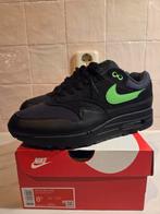 Nike air max 1 greenstrike maat 42, Kleding | Heren, Schoenen, Ophalen of Verzenden, Nieuw, Zwart