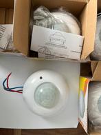 PIR Bewegingssensor met lichtsensor binnenshuis opbouw, Ophalen, Zo goed als nieuw