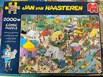 Jan van Haasteren puzzel 2000 stukjes, kamperen in het bos,, Ophalen of Verzenden, Meer dan 1500 stukjes, Gebruikt