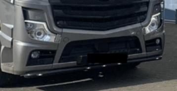 000111 MB ACTROS MP4 ONDER BUMPER BEUGEL MET 5 LED RVS OF GE beschikbaar voor biedingen