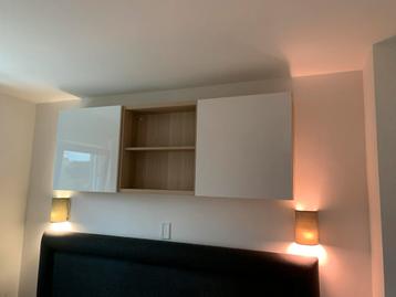 IKEA BESTÅ Kast Eikenhout/Hoogglans Wit - Zo goed als nieuw! - afbeelding 2