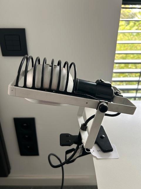 Artemide Sintesi pinza, Huis en Inrichting, Lampen | Tafellampen, Zo goed als nieuw, Minder dan 50 cm, Ophalen of Verzenden