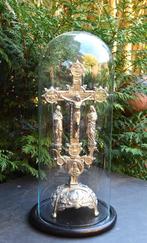 Kruisbeeld onder stolp, Antiek en Kunst, Ophalen of Verzenden