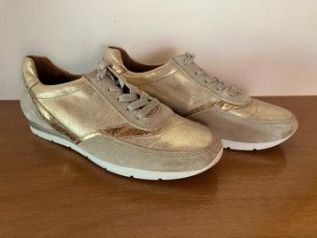 Gabor sneakers met gouden accenten; maat G 4,5; 37/38 beschikbaar voor biedingen