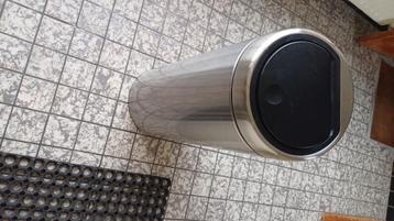 Brabantia Touch Bin Prullenbak Matt Steel beschikbaar voor biedingen
