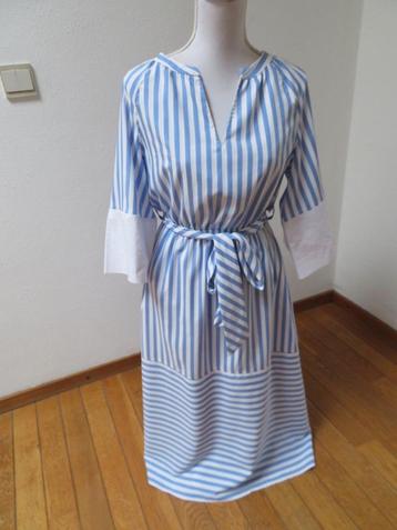 X38 JHENIT nieuwe lange jurk kreukvrij blauw wit maat 36		 beschikbaar voor biedingen