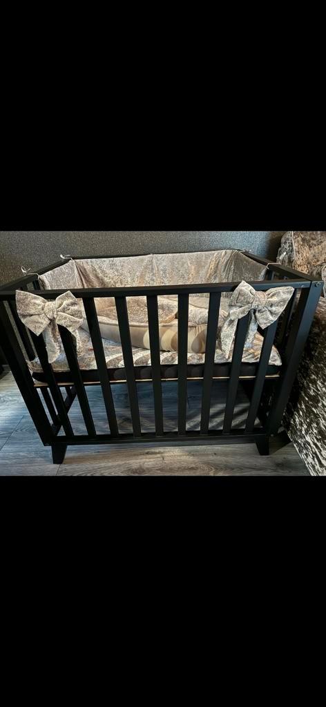 Boxbekleding velvet met babynestje, Kinderen en Baby's, Boxen, Zo goed als nieuw, Boxkleed, Ophalen of Verzenden