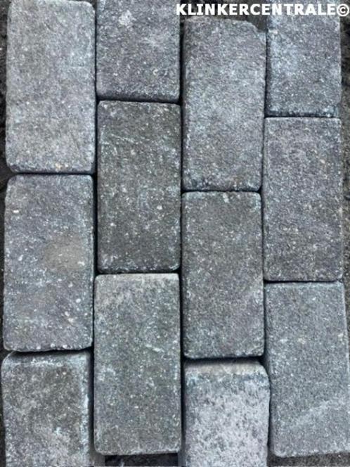 250m2 zwart antraciet betonklinkers keiformaat, Tuin en Terras, Tegels en Klinkers, Gebruikt, Klinkers, Beton, 10 m² of meer, Verzenden