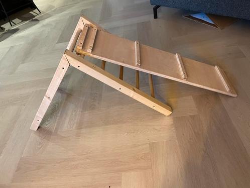 Houten klimrek met glijbaan, Kinderen en Baby's, Speelgoed | Buiten | Speeltoestellen, Zo goed als nieuw, Glijbaan, Ophalen of Verzenden