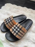 Burberry slippers maat 43, Kleding | Heren, Schoenen, Slippers, Zwart, Nieuw, Ophalen of Verzenden