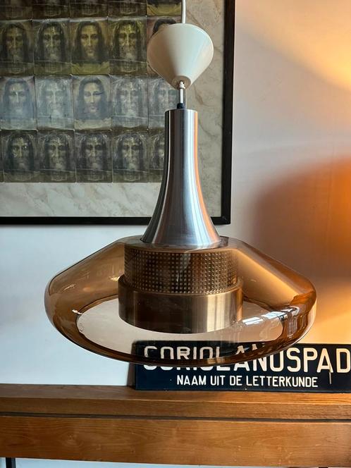 Prachtige design vintage lamp, Huis en Inrichting, Lampen | Hanglampen, Gebruikt, Minder dan 50 cm, Kunststof, Metaal, Verzenden