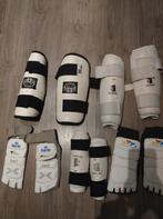Verschillende taekwondo bescherming plus pak maat 120 en 130, Ophalen of Verzenden