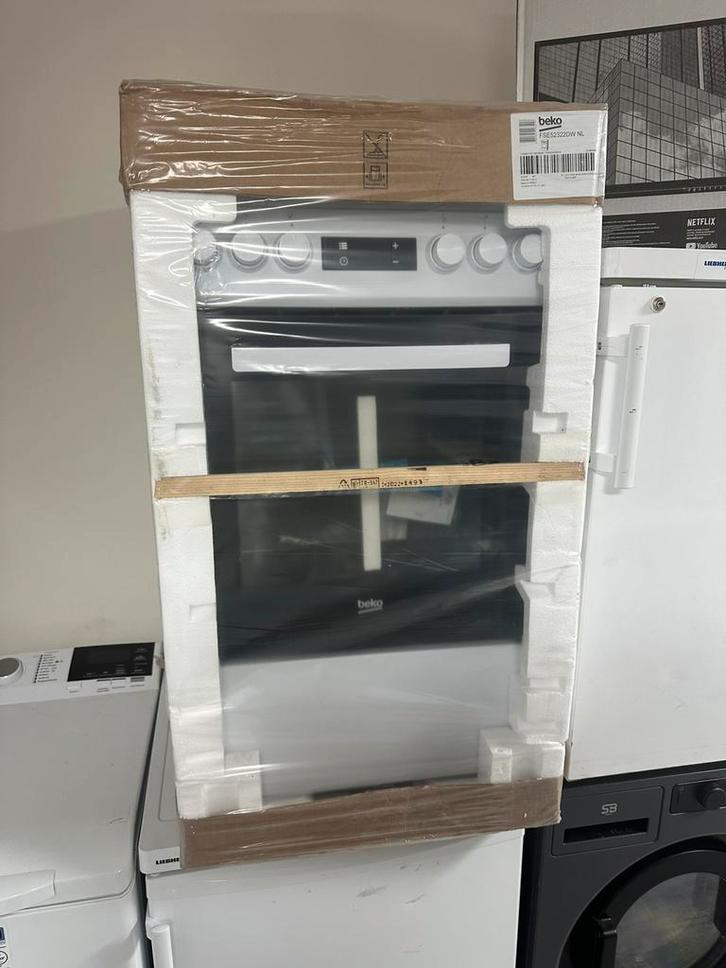 BEKO 50 cm Hetelucht Vrijstaande fornuizen FSE52322DW nieuwe, Witgoed en Apparatuur, Fornuizen, Nieuw, Vrijstaand, Gas, 4 kookzones