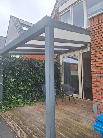 Overkapping 370x320, gepoedercoat, gedemonteerd beschikbaar voor biedingen