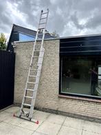 altrex driedelige ladder ar 3070, Doe-het-zelf en Verbouw, Ladders en Trappen, Ophalen, Gebruikt, Ladder, Opvouwbaar of Inschuifbaar