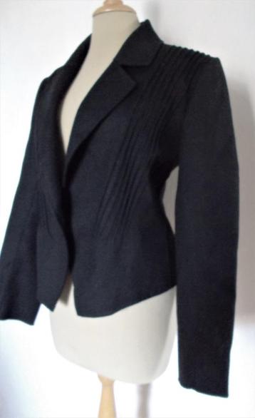 Apart mooi zwart 100% wollen jasje van Diego Ferranti! 42 beschikbaar voor biedingen