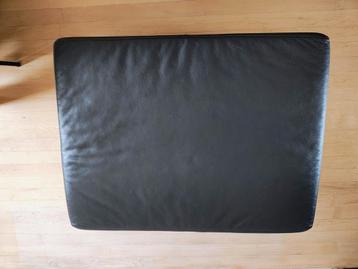 Montel leren hocker - Zwart - Zo goed als nieuw beschikbaar voor biedingen