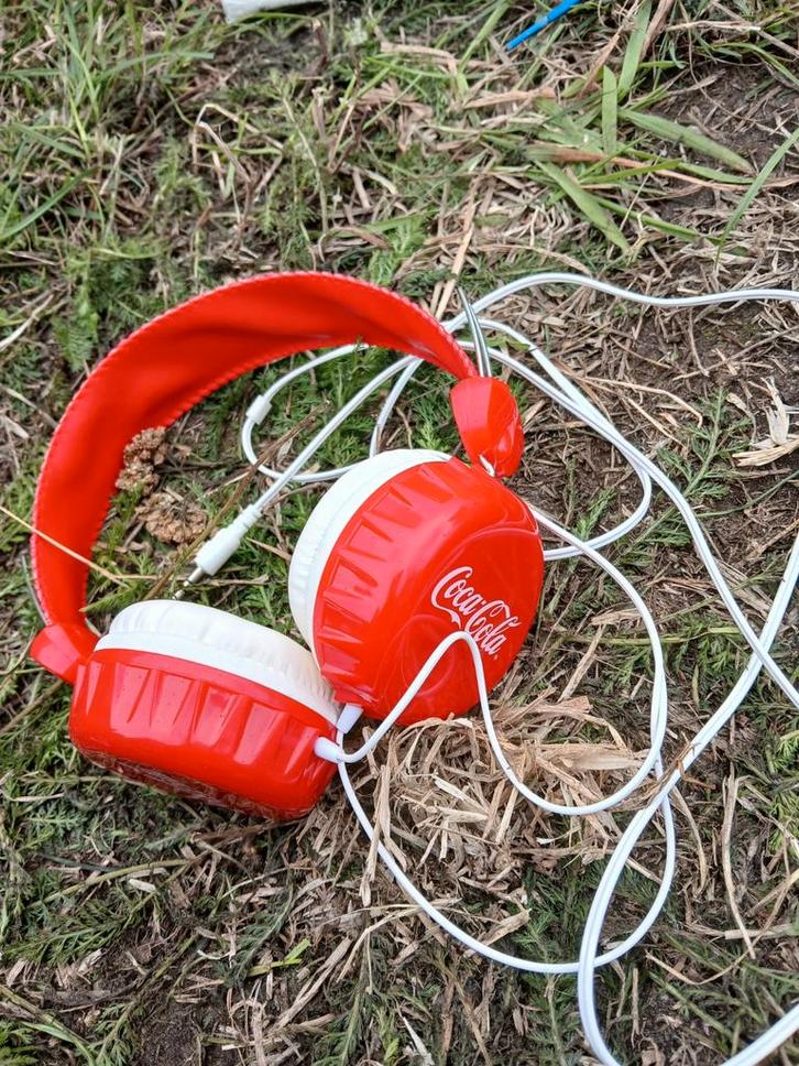 Coca-Cola Koptelefoon - Limited Edition, Audio, Tv en Foto, Koptelefoons, Gebruikt, Over oor (circumaural), Overige merken, Ophalen of Verzenden