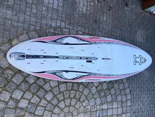Windsurfboard Starboard kode tufskin 137 met vinnen en bag, Watersport en Boten, Windsurfen, Gebruikt, Plank, Minder dan 250 cm