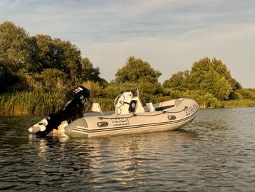 Rib rubberboot met 40 pk parsun buitenboordmotor en trailer beschikbaar voor biedingen