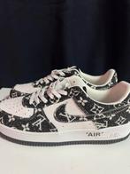 Louis Vuitton x Nike Air – maat 44, Ophalen, Zwart, Nike, Nieuw