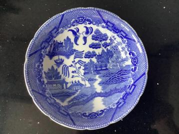 Schaal "weeping willow" jaren 30 met geschulpte rand beschikbaar voor biedingen