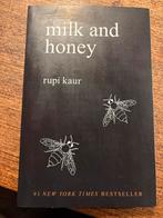 Milk and Honey - Rupi Kaur, Ophalen of Verzenden, Zo goed als nieuw, Eén auteur