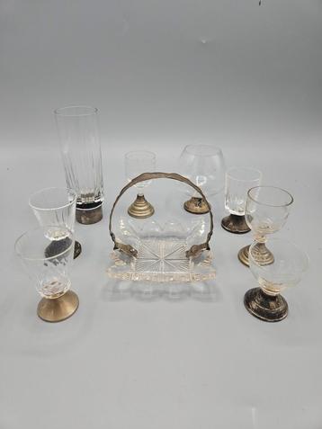 Kristalglazen set met zilveren voeten. 925. Sterling.  beschikbaar voor biedingen