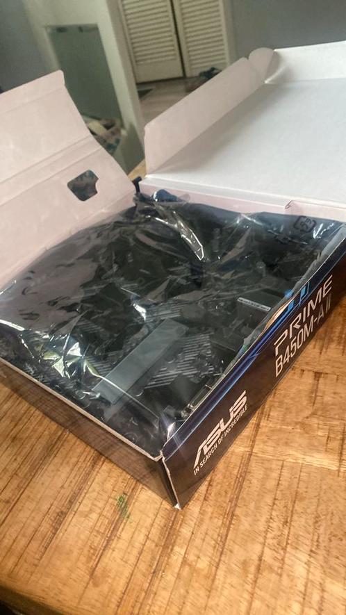 Asus Prime B450-A II – Nieuw in doos, Computers en Software, Moederborden, Zo goed als nieuw, AMD, DDR4, Ophalen of Verzenden