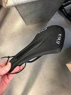 Fizik Fi'zi:k Zadel - Zo goed als nieuw, Ophalen of Verzenden, Zo goed als nieuw, Algemeen, Zadel