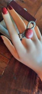 Vintage  brutalist ring  met howliet, Sieraden, Tassen en Uiterlijk, Ringen, 19 tot 20, Ophalen of Verzenden, Zo goed als nieuw