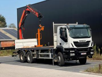 VRACHTWAGEN MET KRAAN - euro 6 - automaat beschikbaar voor biedingen