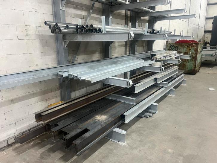 IPE 100, 120 en 140  reststaal, Doe-het-zelf en Verbouw, Metalen, Zo goed als nieuw, Ophalen