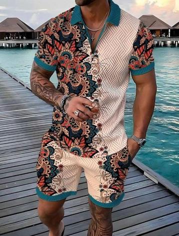 Tweedelig set maat S, NIEUW! Short met polo shirt!  beschikbaar voor biedingen