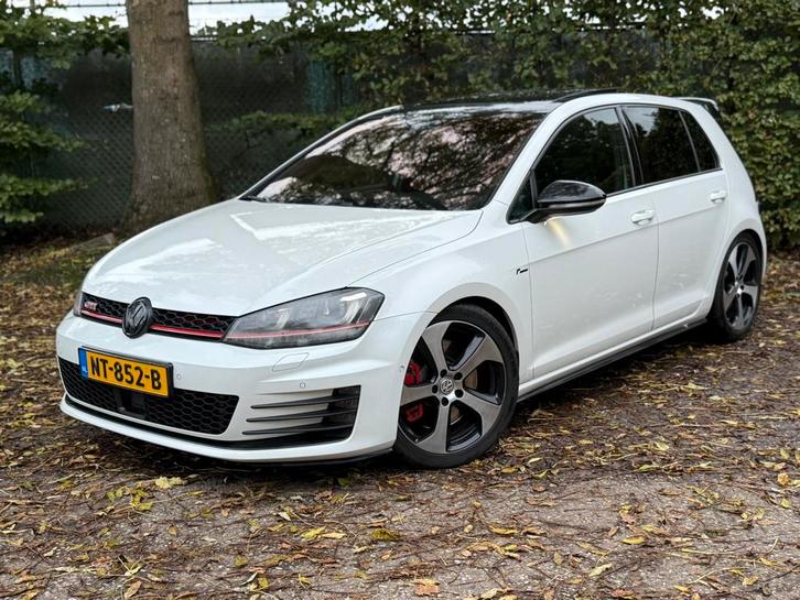 Golf 7 GTI Performance 2.0 TSI 400PK IS38 5D DSG 2013 Wit, Auto's, Volkswagen, Particulier, Golf, 360° camera, ABS, Achteruitrijcamera