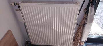 Radiator 90 x 80 x 10 cm (h x b x d) beschikbaar voor biedingen
