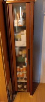 badkamer set, hoge smalle kast met glas, lage kast met la, Huis en Inrichting, Badkamer | Badkamermeubels, Ophalen, (Half)hoge kast