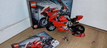 Lego Technic 42107: Ducati Panigale V4 R beschikbaar voor biedingen