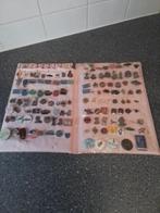 Mooi speldjes album, Verzamelen, Speldjes, Pins en Buttons, Ophalen of Verzenden, Gebruikt, Overige onderwerpen