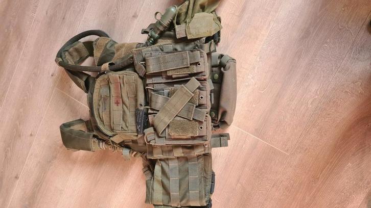 Plate carrier chestrig airsoft, Verzamelen, Militaria | Algemeen, Landmacht, Nederland, Ophalen of Verzenden