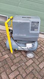 Compressor Atlas Copco, LFX 1.5-10TM 50 CE, Ophalen, Gebruikt, 6 tot 10 bar, 25 tot 100 liter