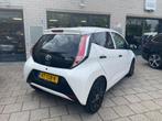 Toyota Aygo 1.0 VVT-i x-now 5Deurs Airco CarPlay NAP, Auto's, Voorwielaandrijving, Gebruikt, Euro 6, 4 stoelen
