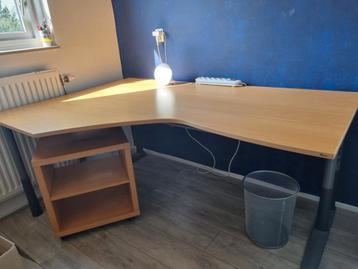 Verstelbaar Kinnarps Hoekbureau