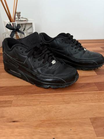 Nike air max black 42 8,5 beschikbaar voor biedingen