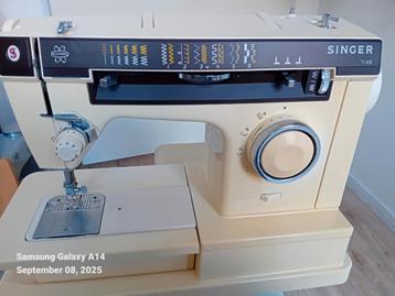 Singer Naaimachine Model 7136, gemaakt in Italië beschikbaar voor biedingen